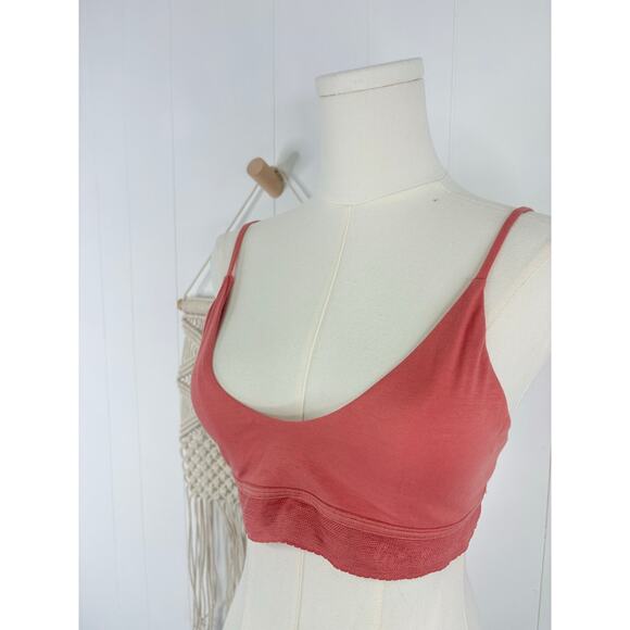 Lululemon Ever Essentials Bralette Womens Large Clsc Coral Pink - Picture 4 of 9